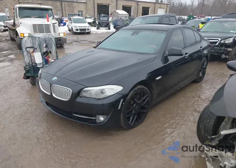 2011 BMW 550I z USA, uszkodzony, nr VIN WBAFR9C57BC617910